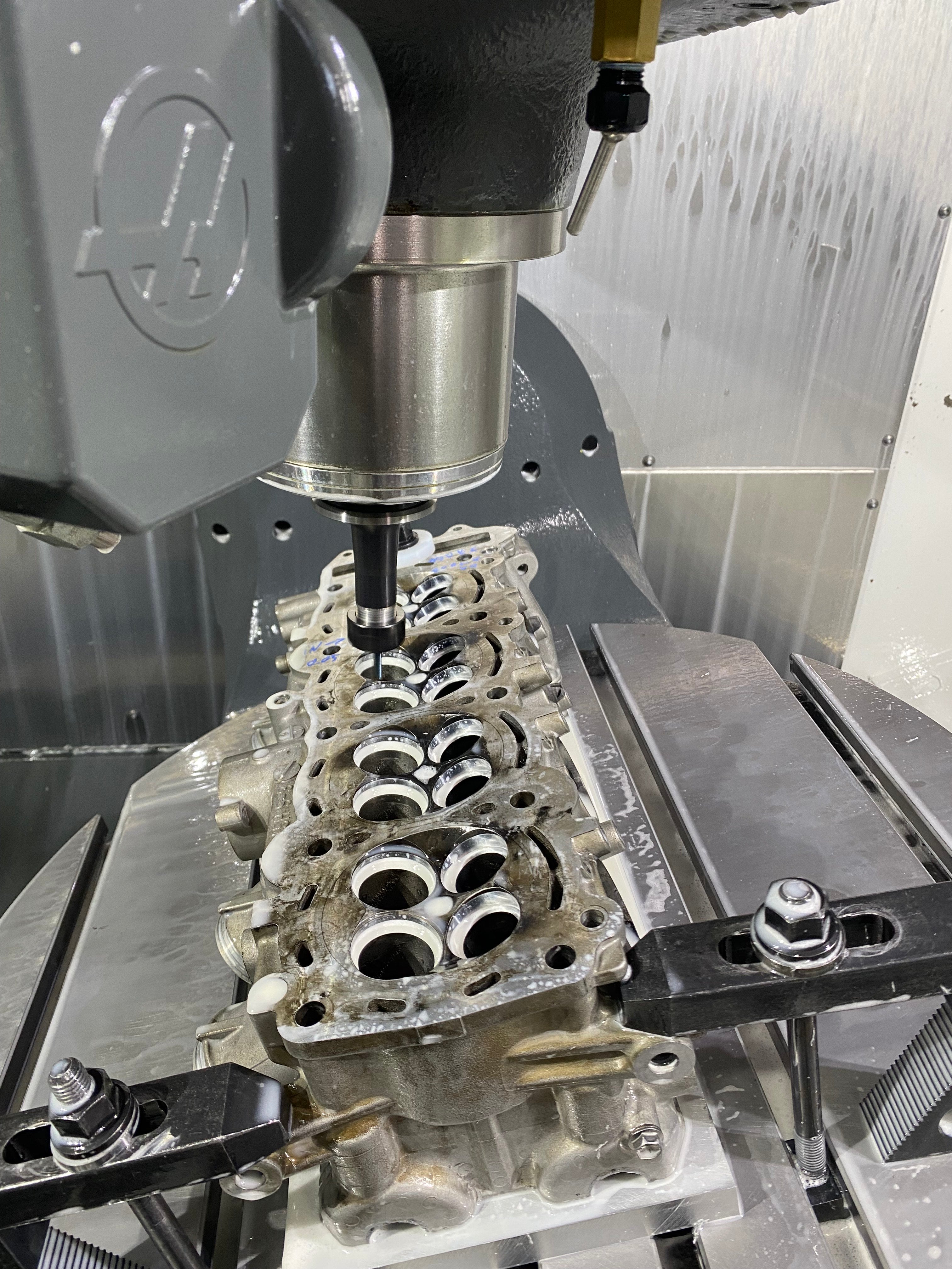 Suzuki Hayabusa Gen1 Gen2 - 5-Axis CNC Porting Flow Evolution
